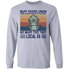 Muff divers union going down in search of the pearl shirt